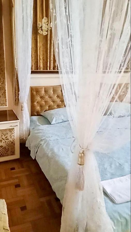 Classic Apartment On Kievyan Erevan Esterno foto